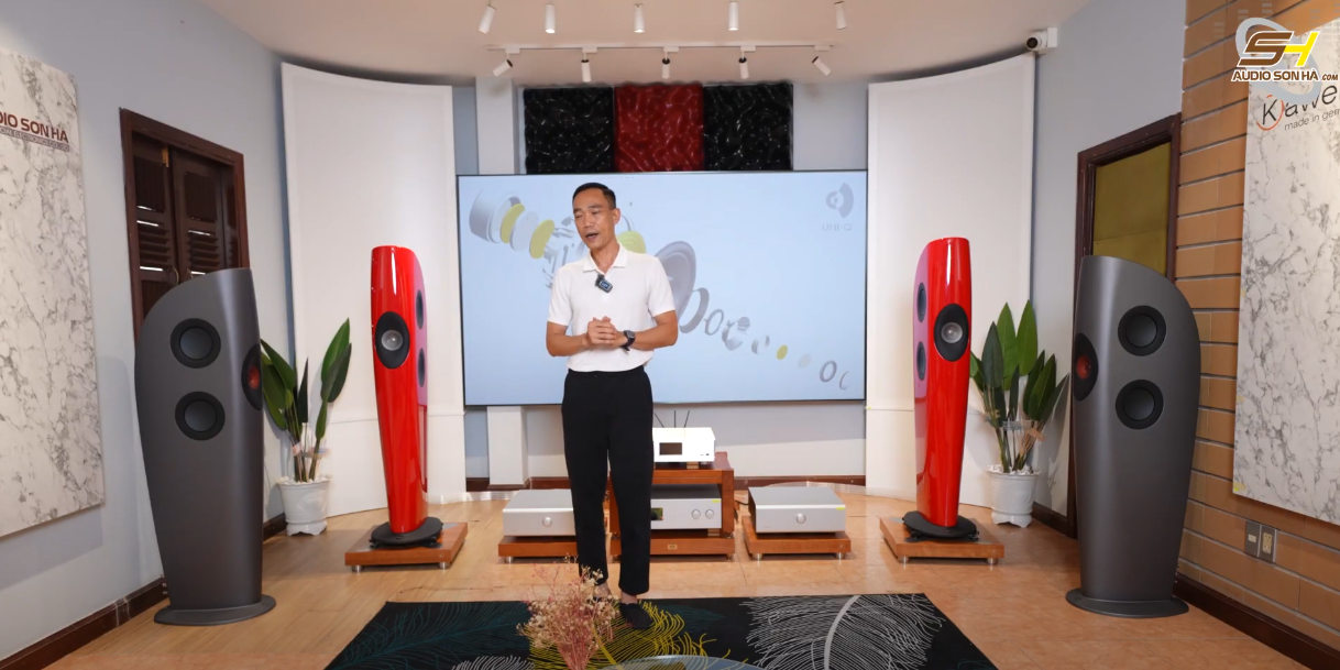 KEF Blade Two Meta ghép amply Soulution (501 mono, 725 pre) hay thuyết phục tại Audio Sơn Hà