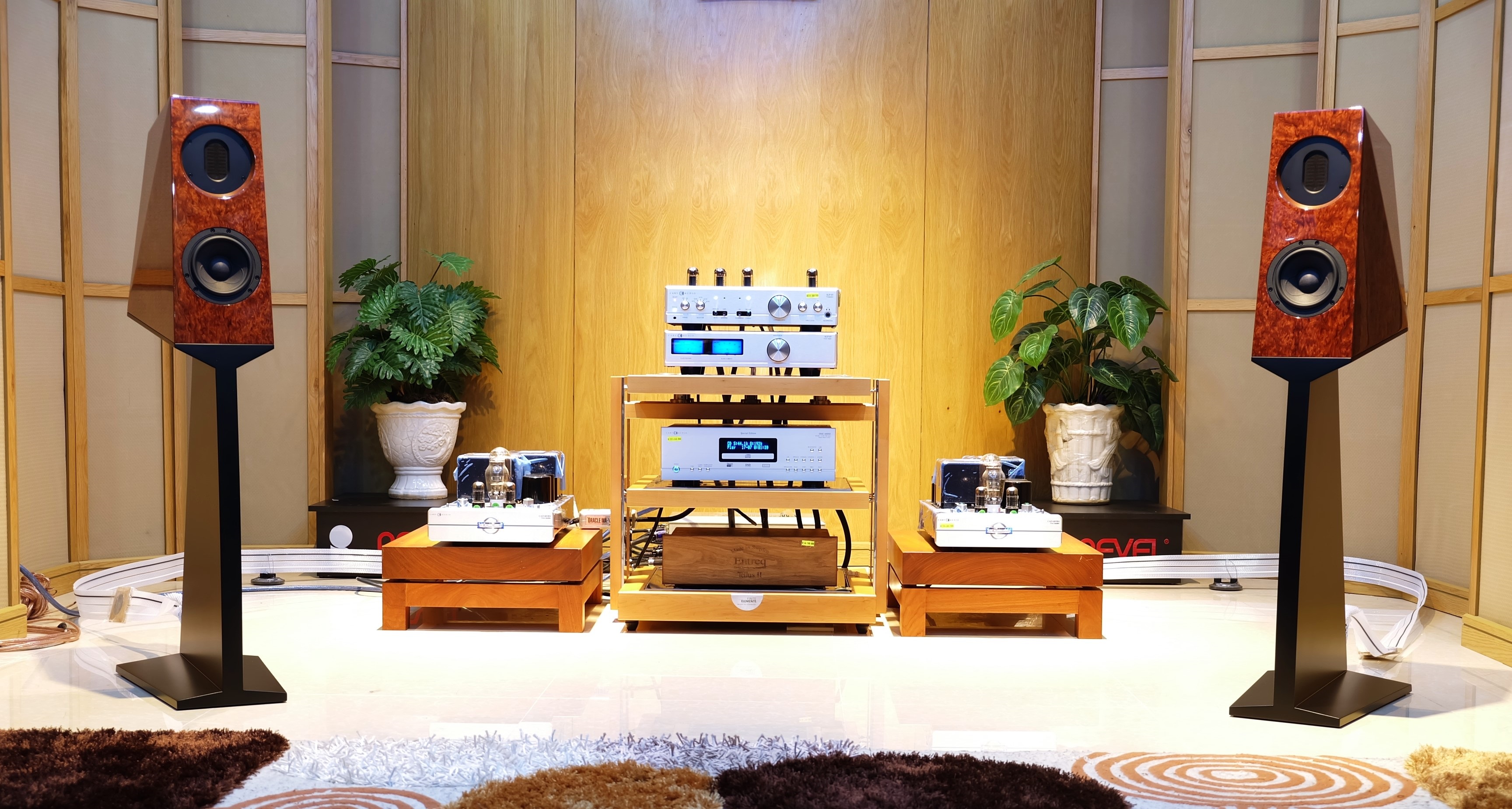 Dòng loa hi-end Đức Kaiser Acoustics chính thức xuất hiện tại Việt Nam