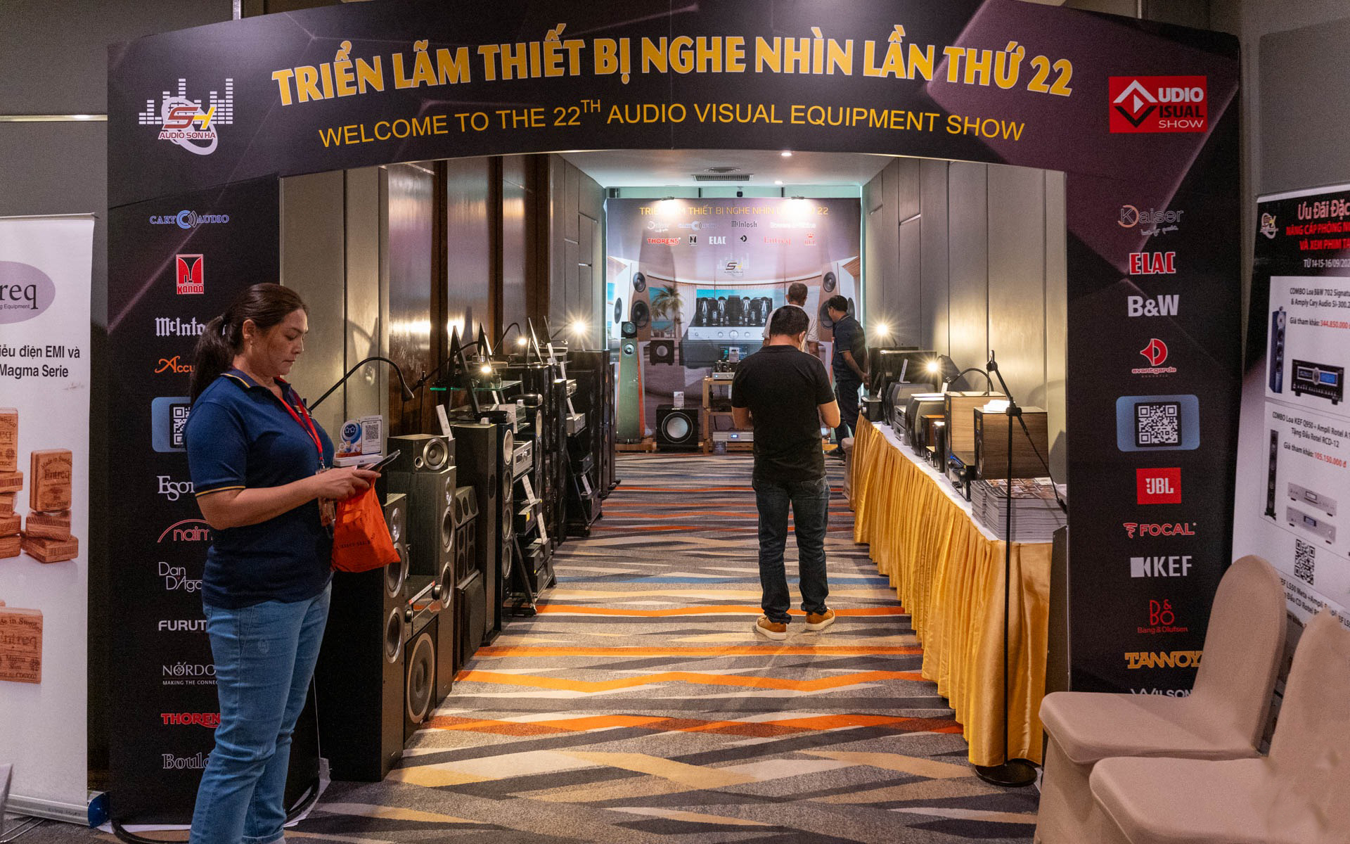 [AV Show 2024] Dạo quanh khu vực trải nghiệm của Audio Sơn Hà, ngắm loa chục tỷ, săn sale sập sàn