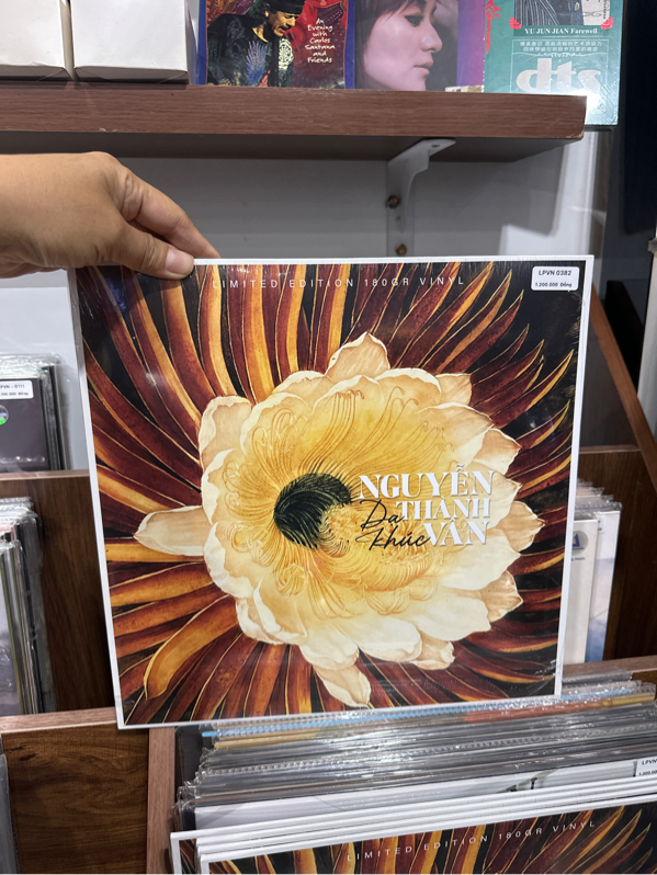 Đĩa LP Nguyễn Thành Vân Dạ Khúc 