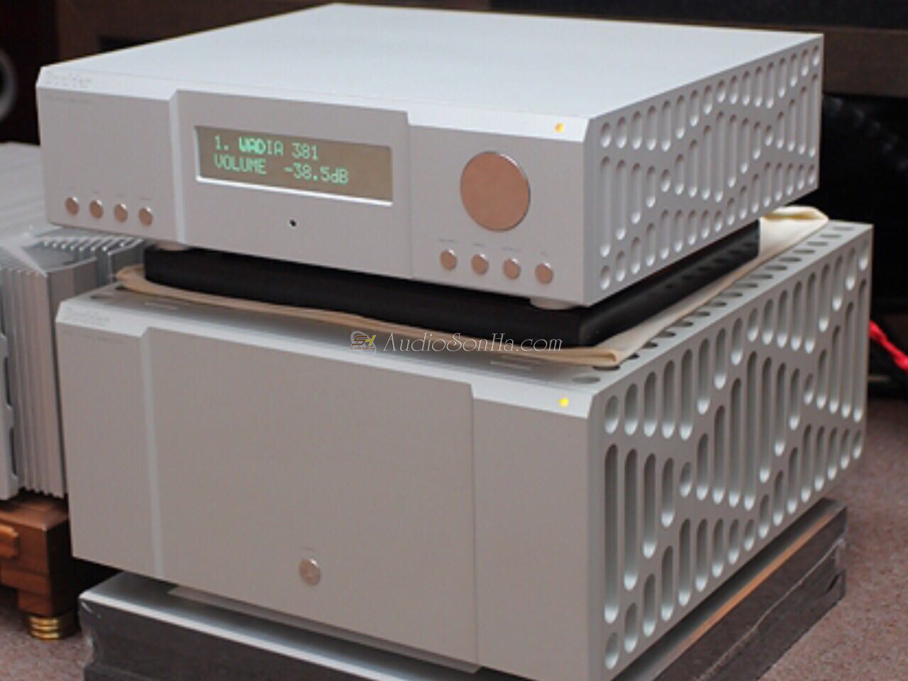 Boulder Power 1060 & Pre 1010 / Demo